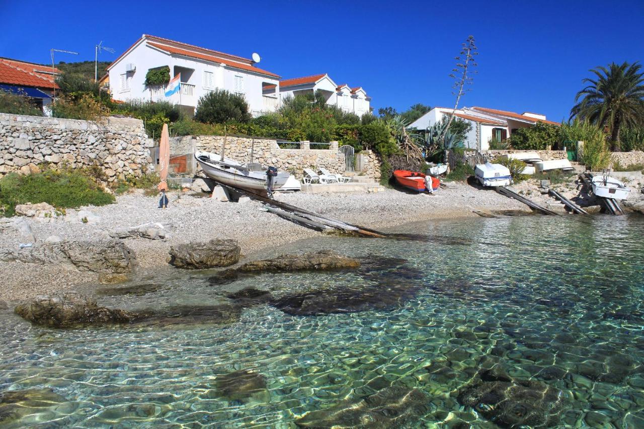 Apartments By The Sea Milna, Vis - 8895 รูคาวาซ ภายนอก รูปภาพ