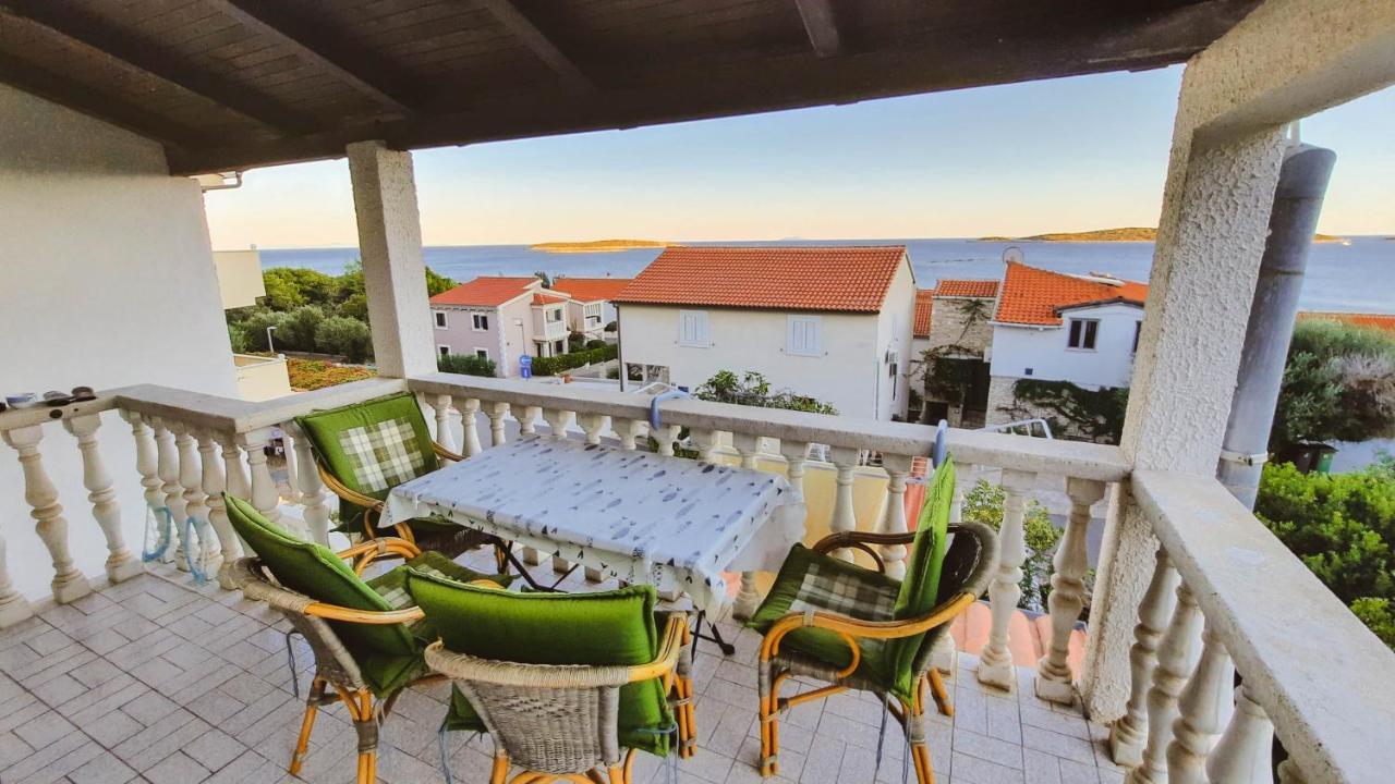 Apartments By The Sea Milna, Vis - 8895 รูคาวาซ ภายนอก รูปภาพ