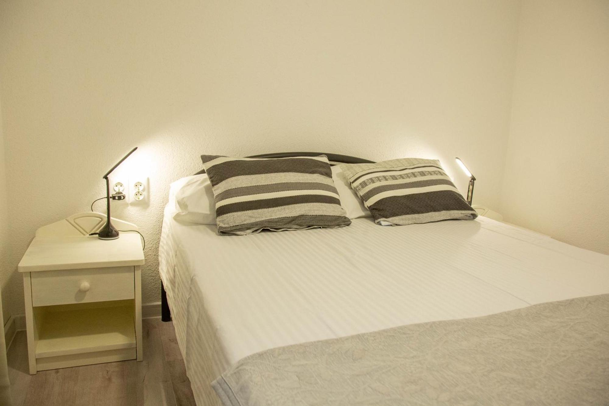 Apartments By The Sea Milna, Vis - 8895 รูคาวาซ ห้อง รูปภาพ